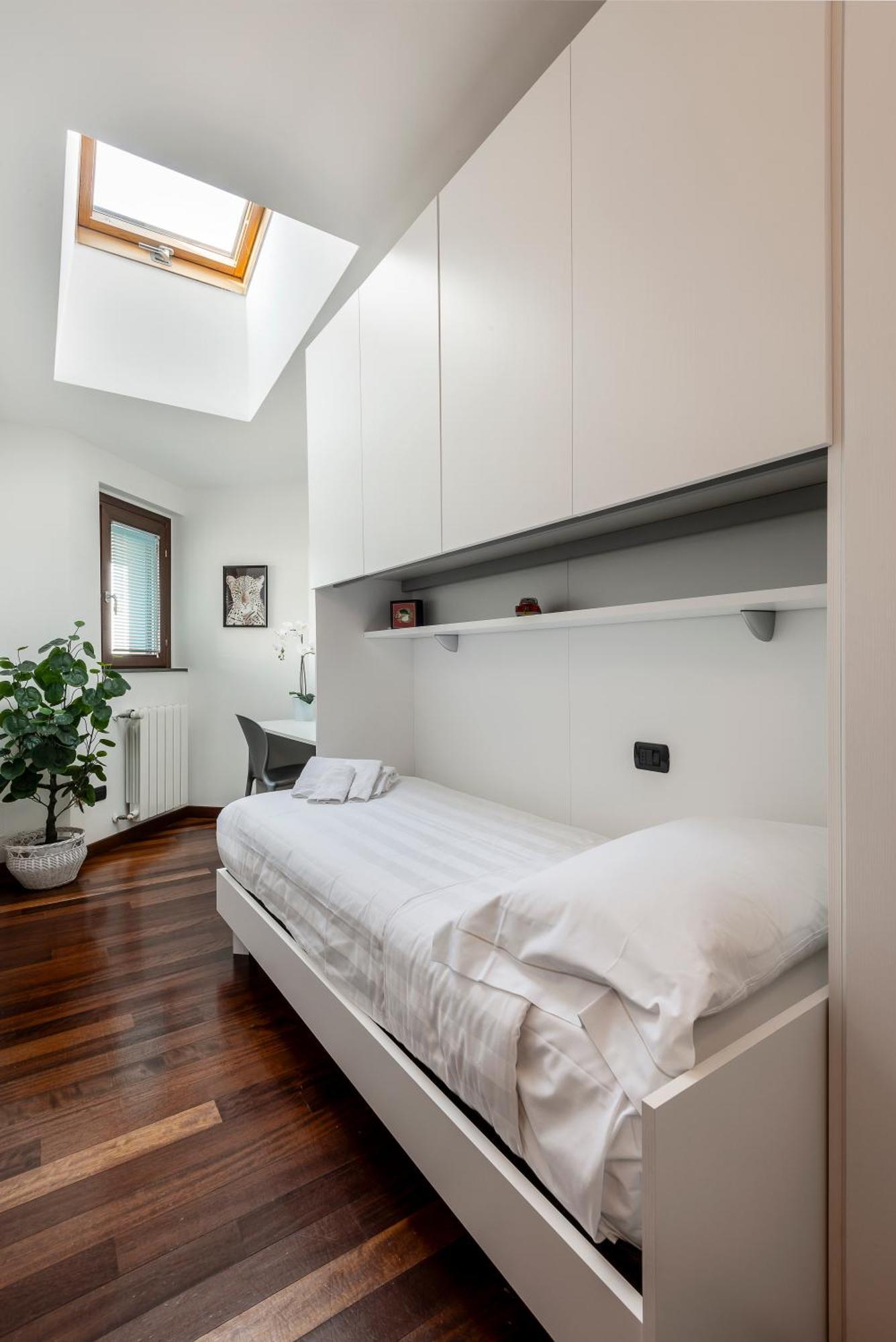 Appartement Stayeasy Sesia5 - 4 Bedrooms Penthouse, 2 Baths Milan