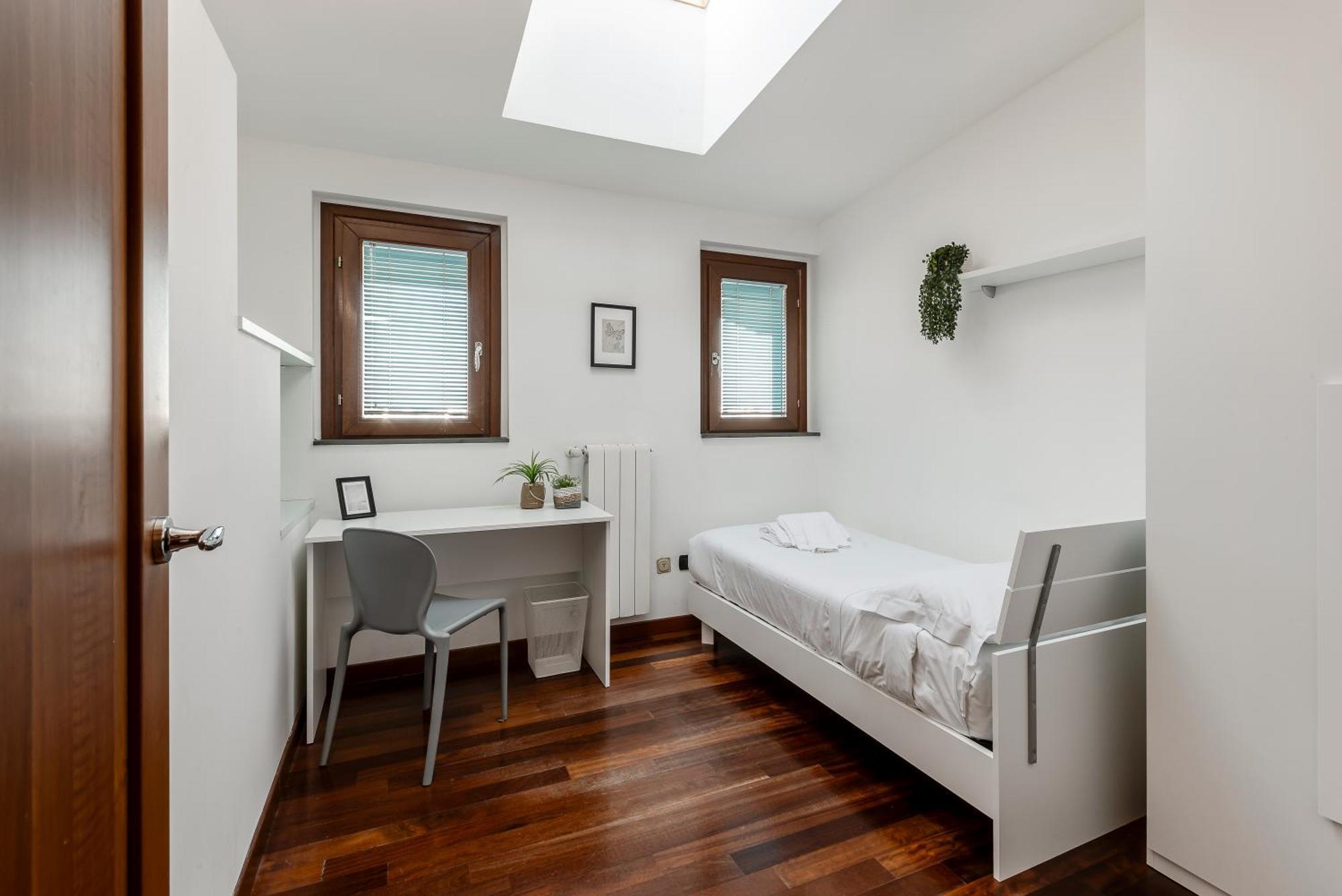 Appartement Stayeasy Sesia5 - 4 Bedrooms Penthouse, 2 Baths