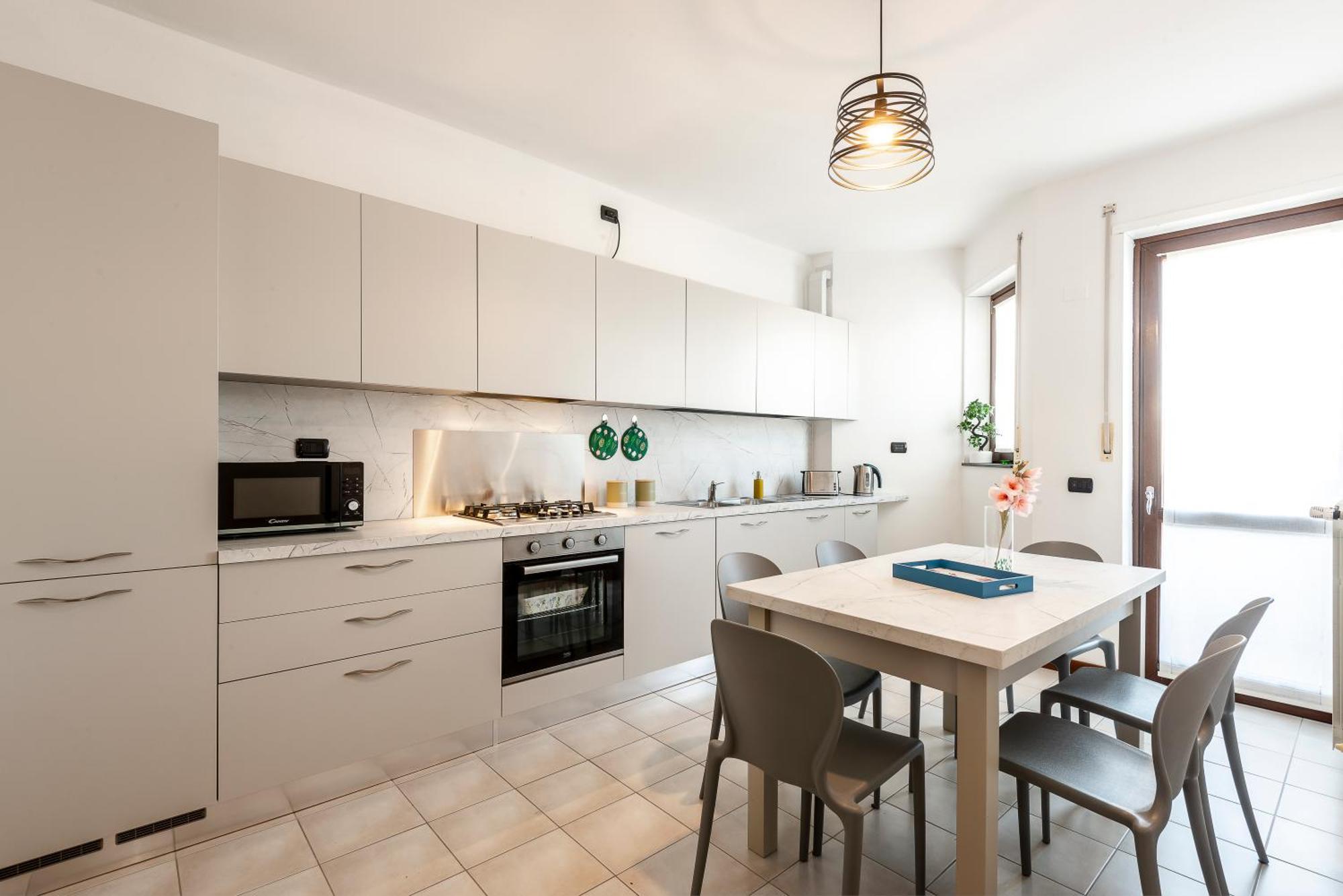 Stayeasy Sesia5 - 4 Bedrooms Penthouse, 2 Baths Appartement